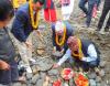 पोखरा बसपार्कको नाला निर्माण कार्यको शिलान्यास गर्दै गण्डकी प्रदेशका सहरी विकास, भौतिक पूर्वाधार तथा यातायात व्यवस्था मन्त्री कुमार खड्का र मेयर धनराज आचार्य।